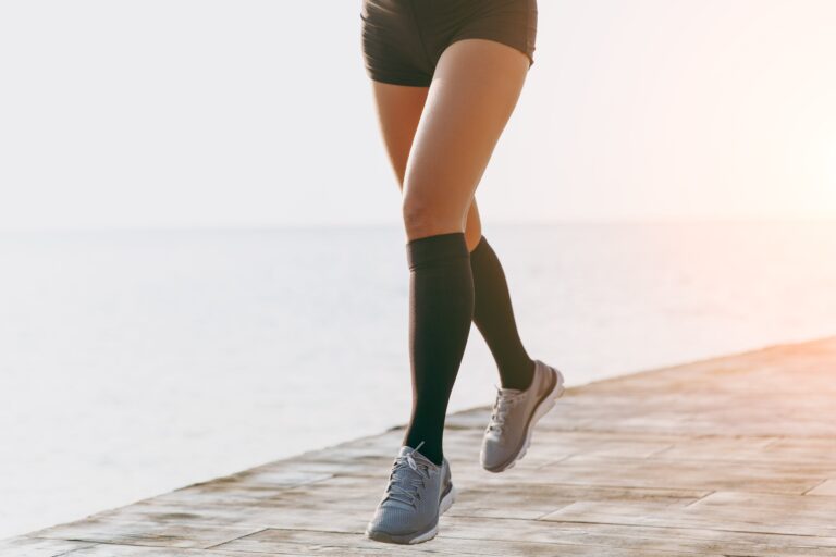 Reasons Why Compression Socks Is Essential For Faster Recovery – SNUG360